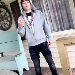 Meet your Posher, Luke